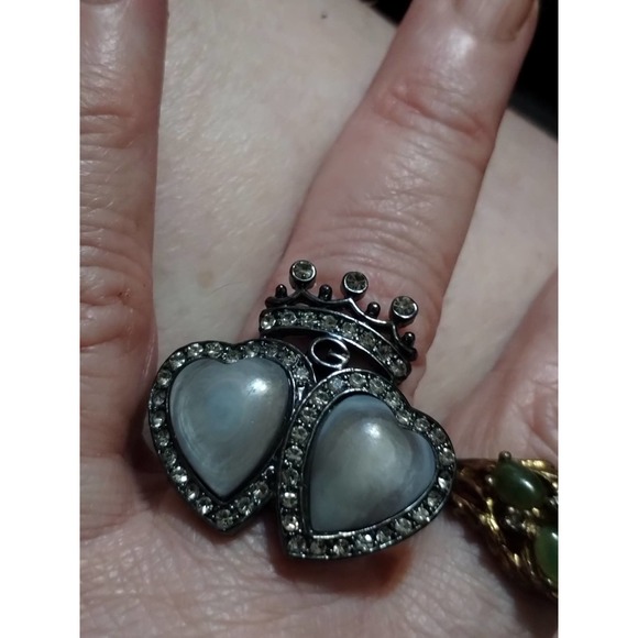 Givenchy double heart hematite CZ ring size 7 - Picture 1 of 2